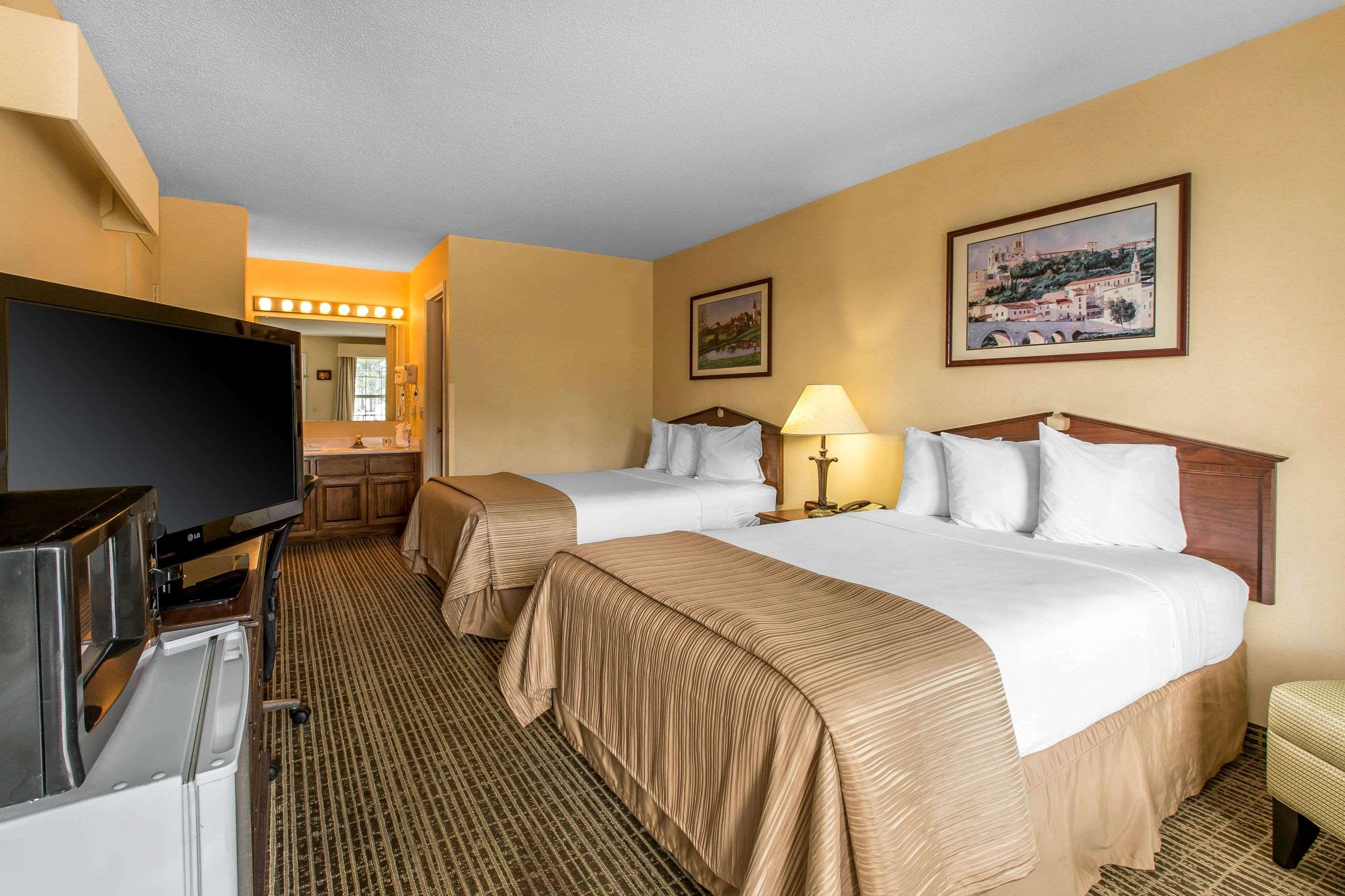 ג'סאפ Quality Inn מראה חיצוני תמונה